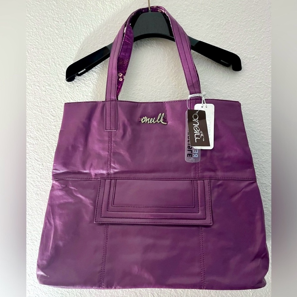 O’Neill Reversible Peggy Tote Plum & Floral Fabric NWT Beach Tote Resort